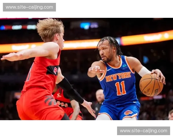 尼克斯111-95轻取猛龙 客场防守效率体现节奏掌控能力 尼克斯111-95轻取猛龙 客场防守效率体现节奏掌控能力